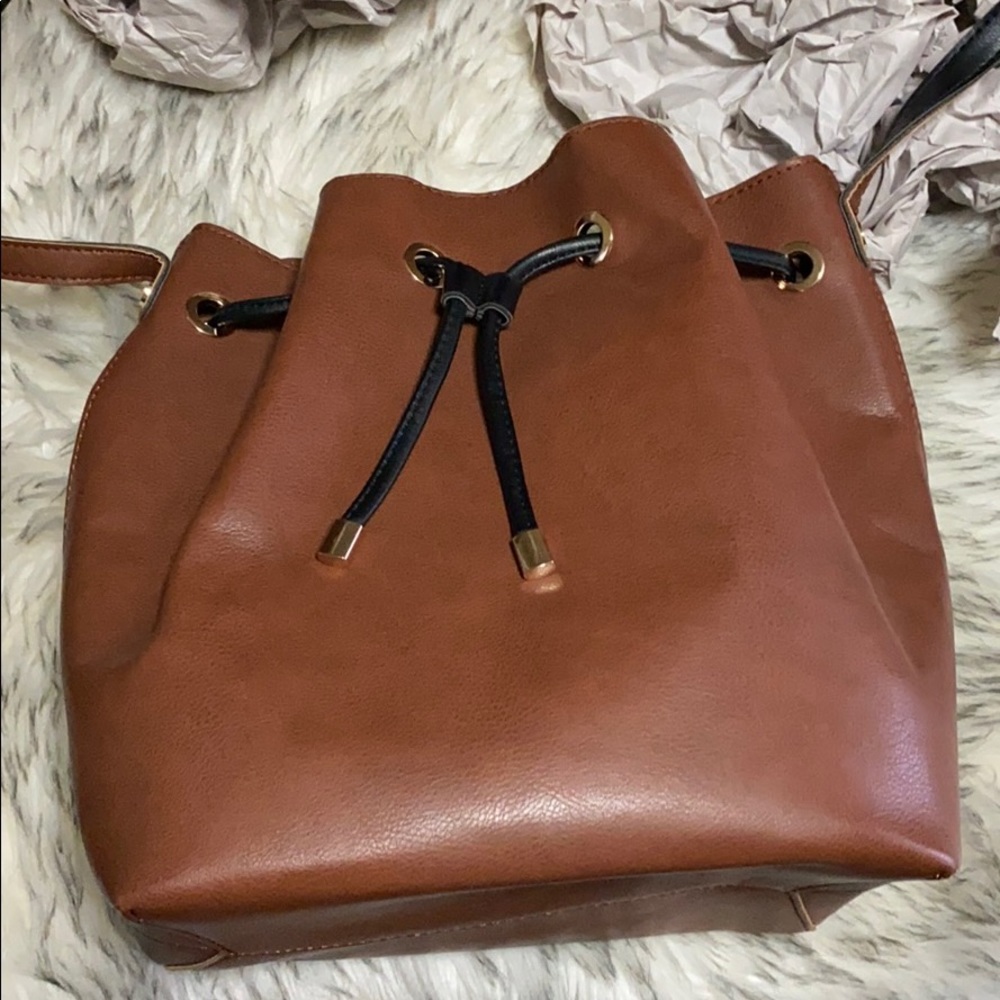 Steve Madden bucket bag